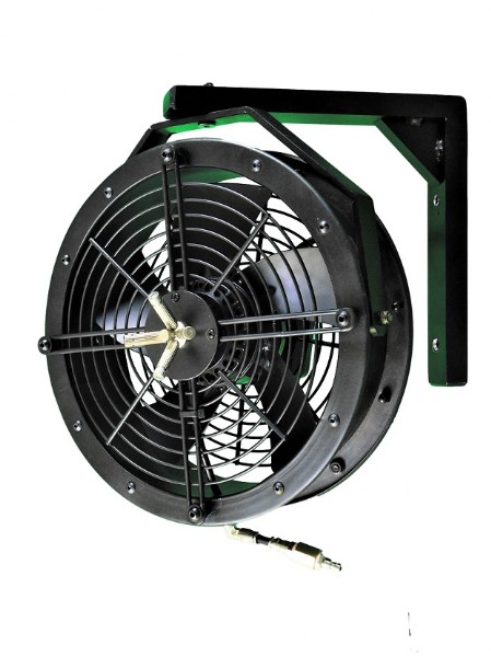 High quality, outdoor, high pressure misting fans with integrated nozzles
